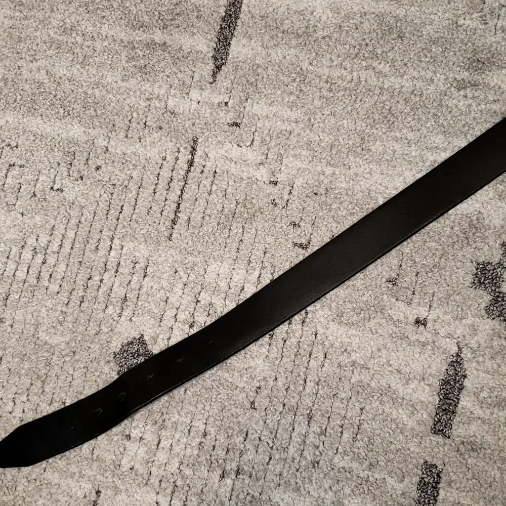 Black Genuine Leather Belt Size 40 Silver Tone Buckle Classic Men’s